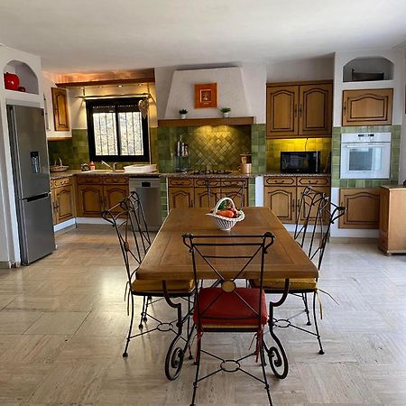 Appartement Spacieux Cases-de-Pene Exteriér fotografie